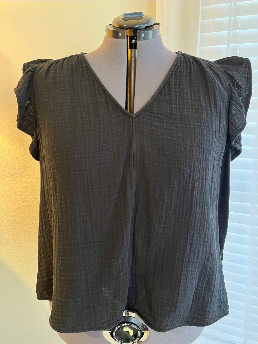 ON Black Cotton Gauze V-Neck Textured Flutter Sleeve Top 3x